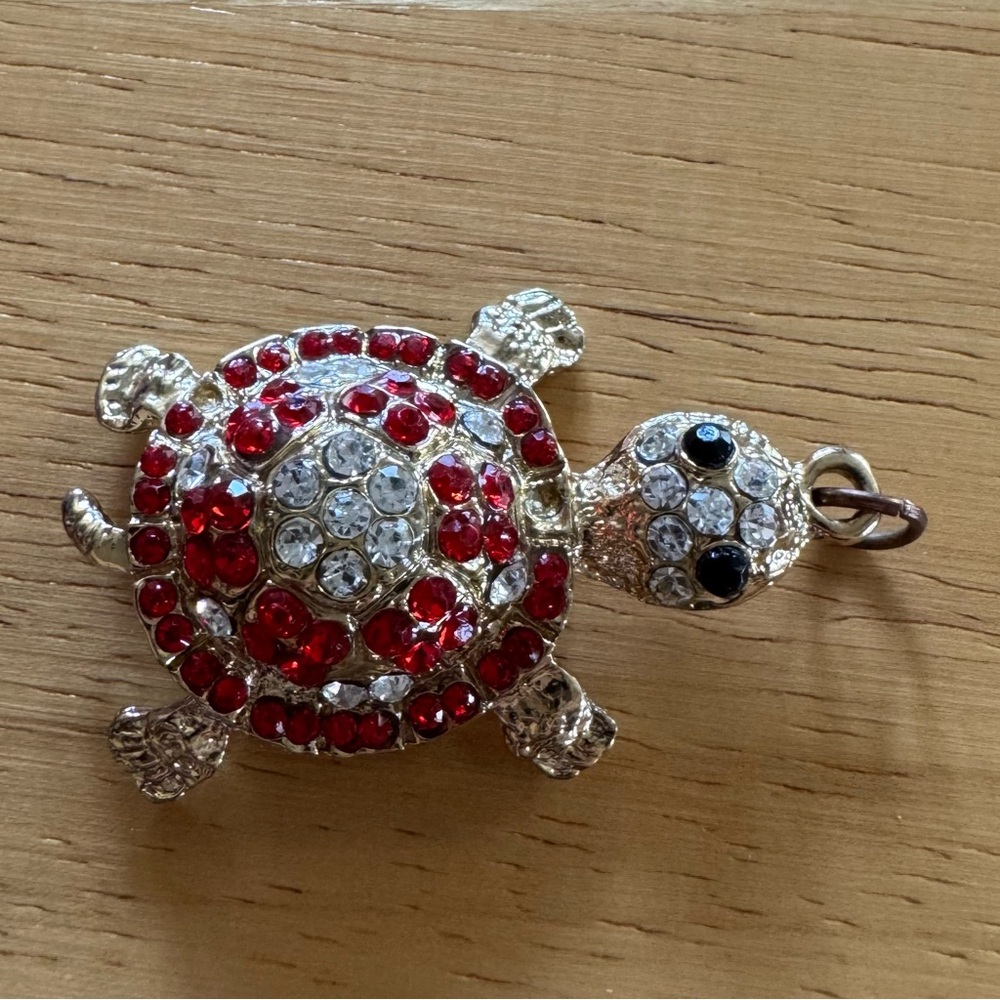 Red and Silver Rhinestone Gold‎ Tone Turtle Pendant